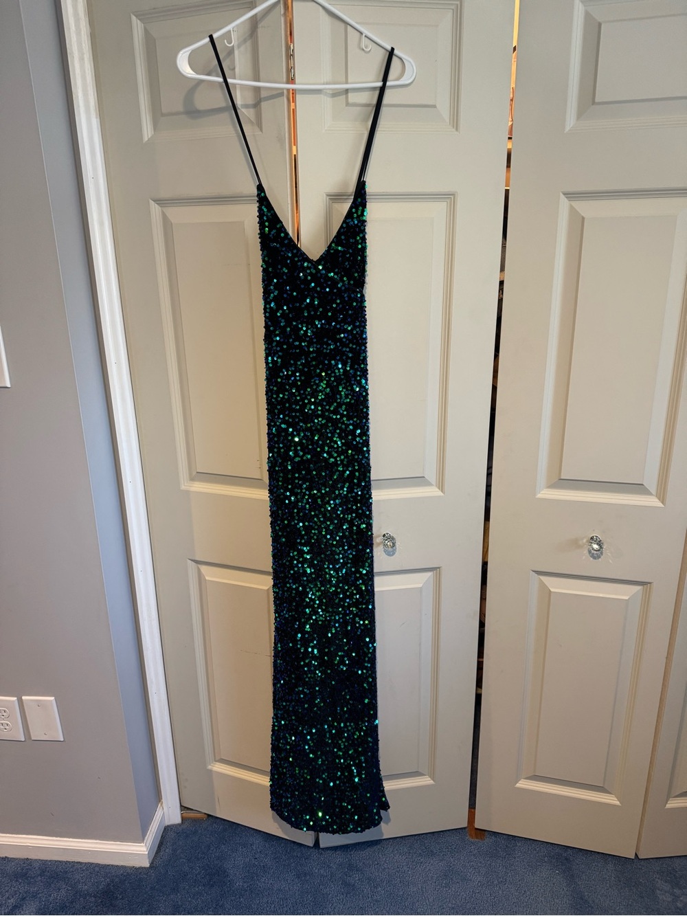 Lulus Sequin dress NEW - Picture 2 of 9